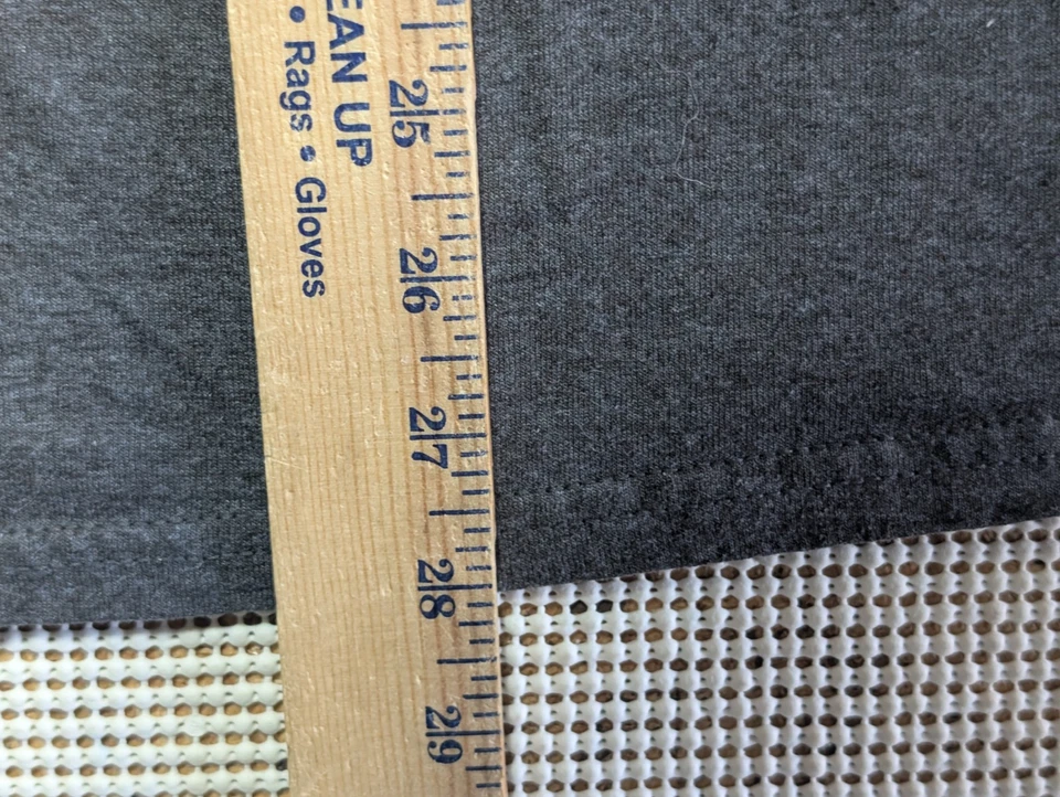 Cleveland Cavaliers Campeones de la NBA Y2K Kevin Love #0 Majestuosa Camiseta Gris Mediana Foto 4 de 4