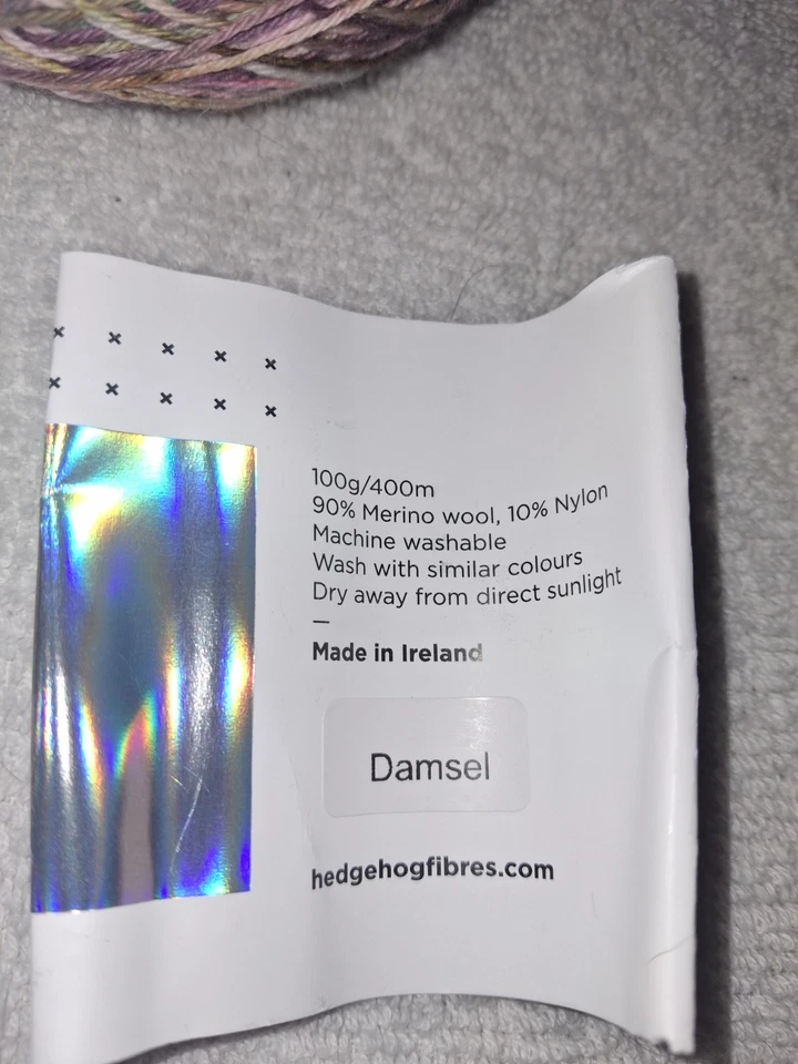 Hilo de calcetín de fibras de erizo 90/10 Merino, nailon 100 g/400 m aireado 2020 March Colorway Foto 3 de 3