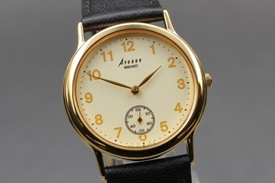 Vintage 1989 N MINT Seiko Avenue 2K23-6070 Small Second Gold Qz