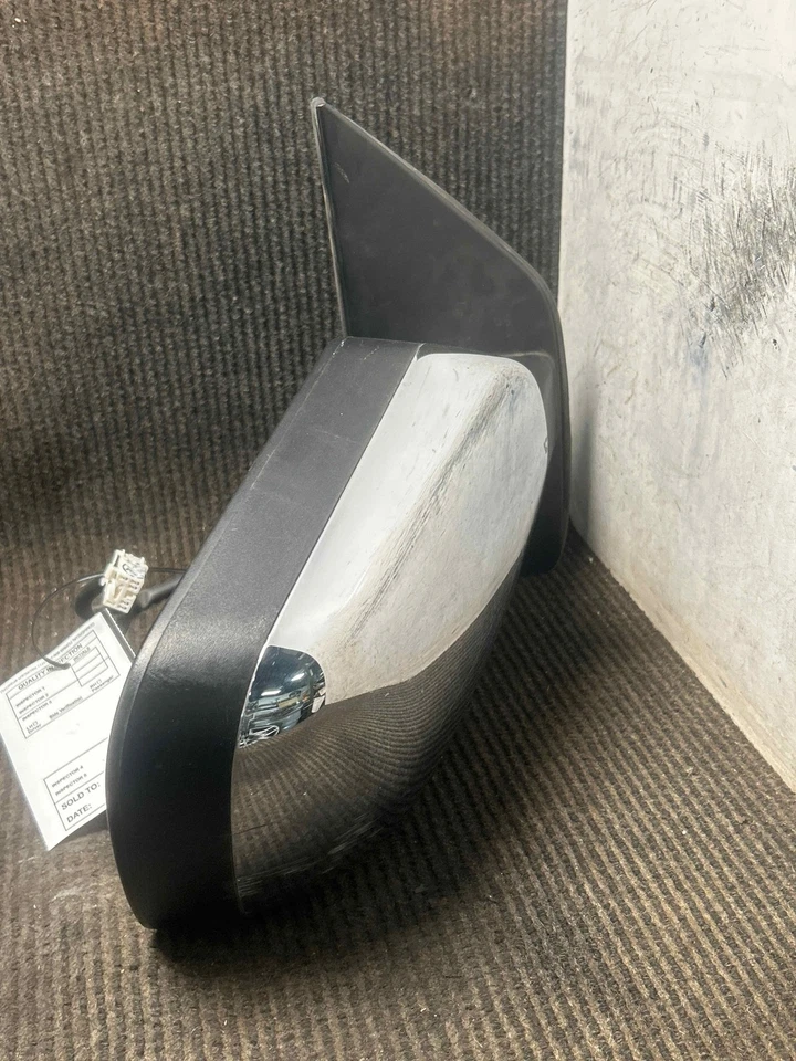 Fits 2004-2005 Infiniti QX56 Right Door Mirror (chrome cap) OEM:96301ZC60A Foto 2 de 4