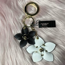 VICTORIA'S SECRET BLACK  WHITE FLOWERS FLORAL KEYCHAIN CHARM  NWT