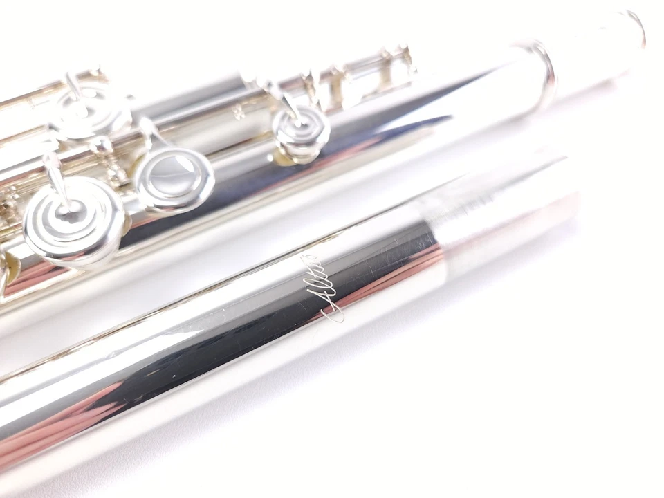 Altus Artist 907 Handmade Professional Flute Open Hole B Foot Reconditioned ++ - Image 4 of 4