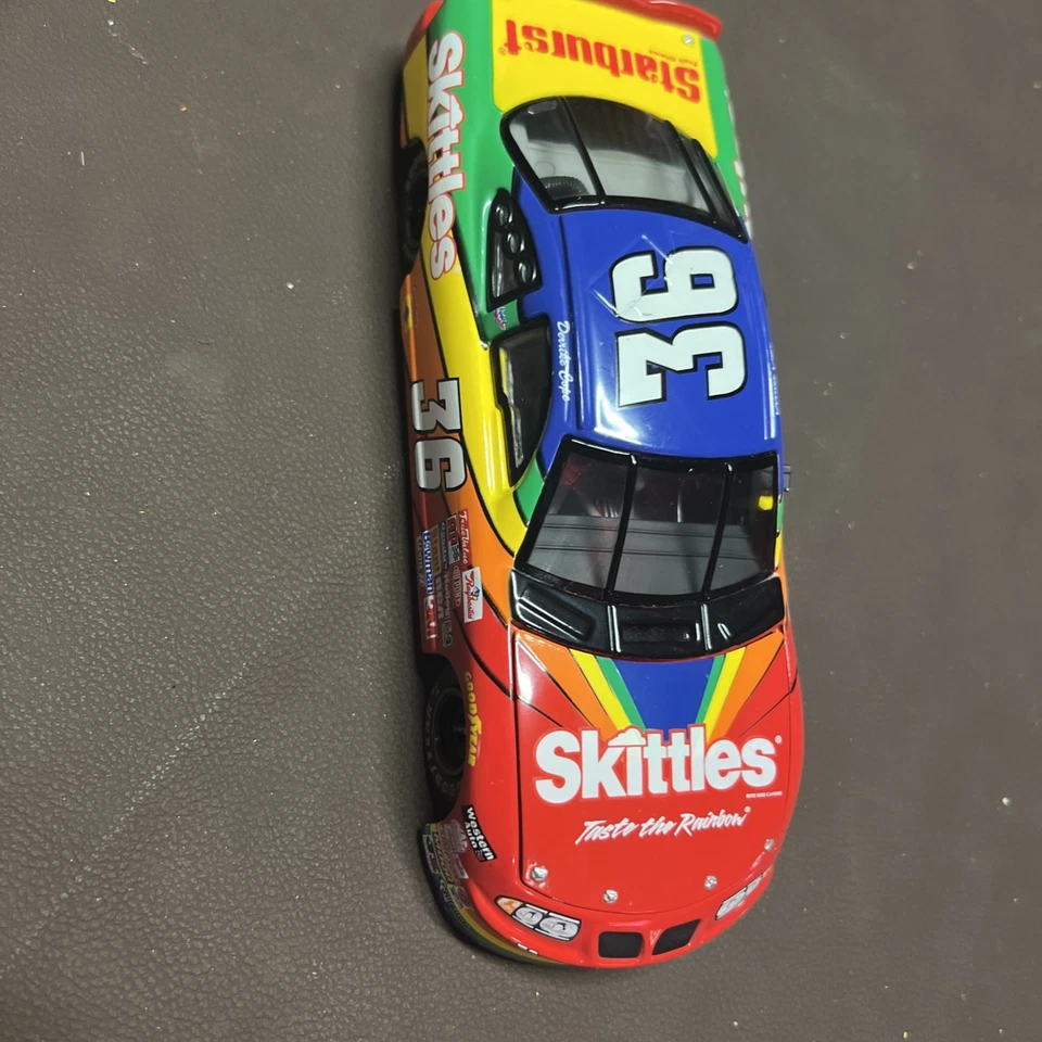 Revell 1997 Derrike Cope #36 Skittles 1:24 Pontiac Grand Prix Stock Car - Image 2 of 3