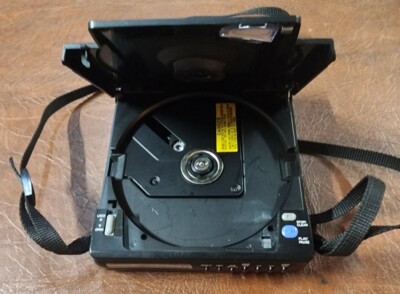 Vintage Realistic CD-3200 Portable Compact Disc Player For