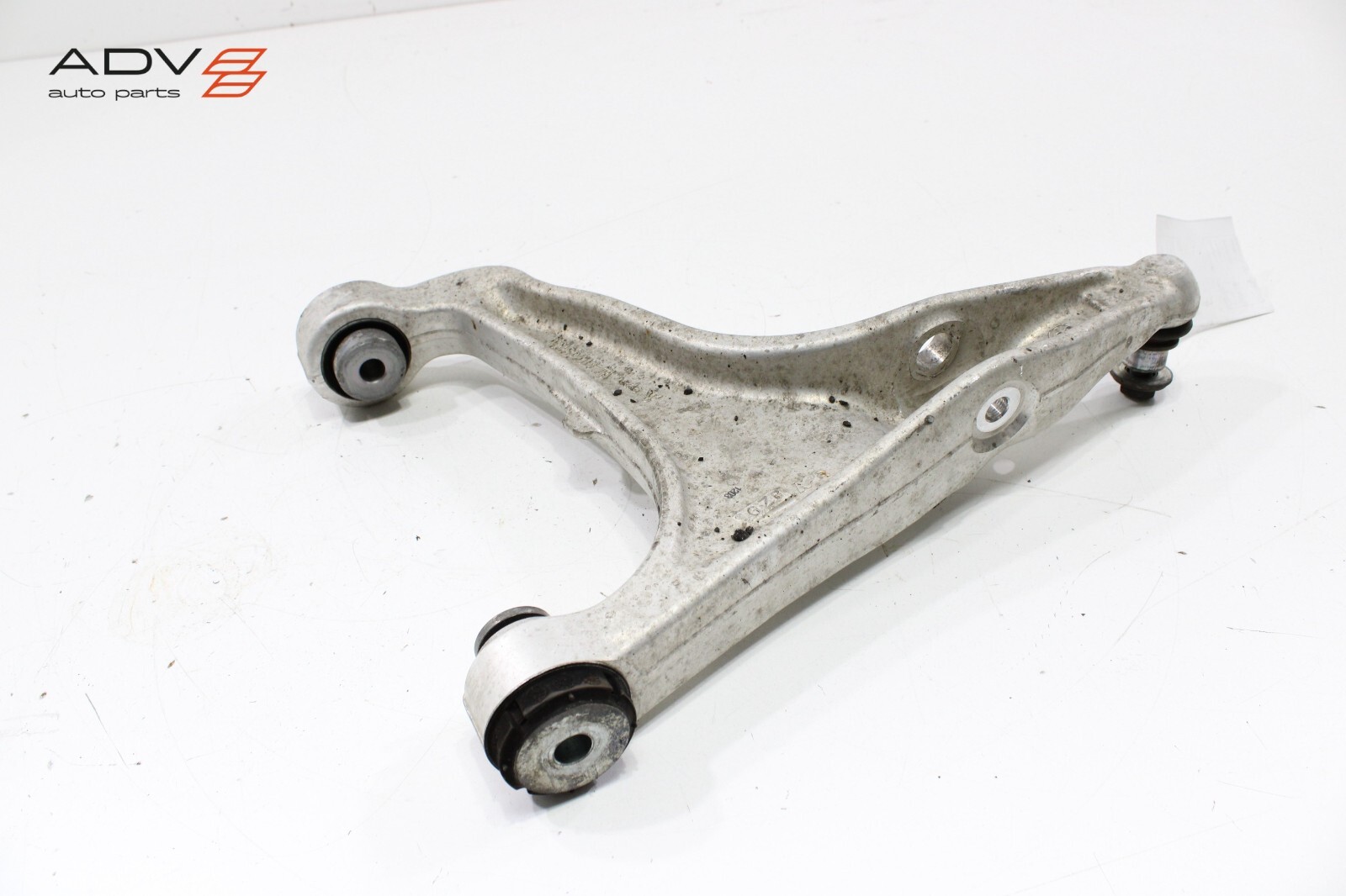2017 - 2020 MASERATI LEVANTE FRONT RIGHT PASSENGER SIDE LOWER CONTROL ARM OEM