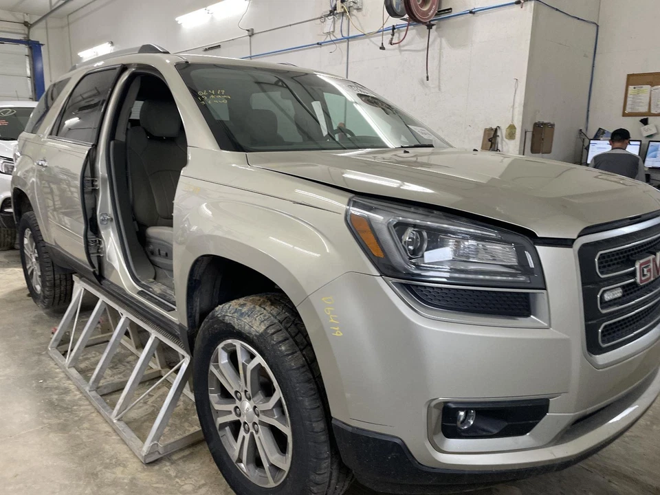 Conjunto hidráulico ABS usado se adapta a: GMC Acadia 2015 con dirección asistida variable Foto 4 de 4