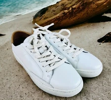 Soludos Women's Ibiza Classic Lace-up Sneaker leather upper 2201