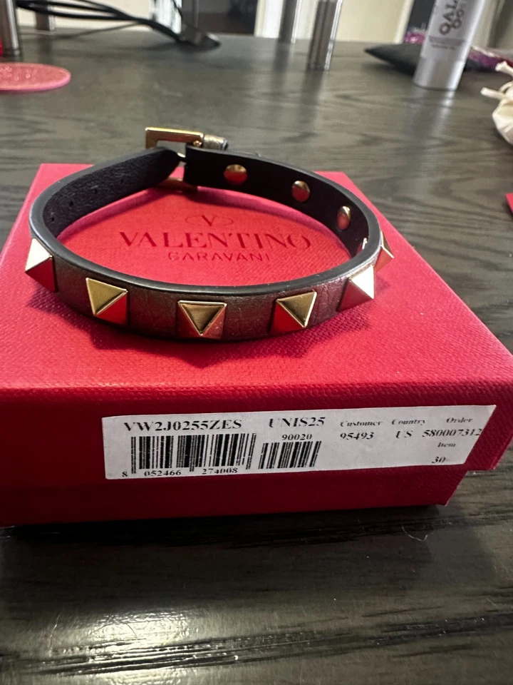 NUEVO Brazalete Valentino Rockstud en Bronce/Punmetal Juego Completo Foto 2 de 4