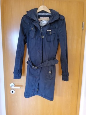 Eine Khujo Sommerjacke mit Kapuze. Gr. L