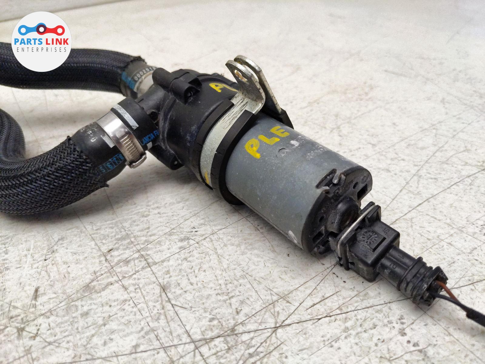 2008-14 FERRARI CALIFORNIA WATER PUMP AUX COOLANT ELECTRIC COMPRESSOR LINES F149