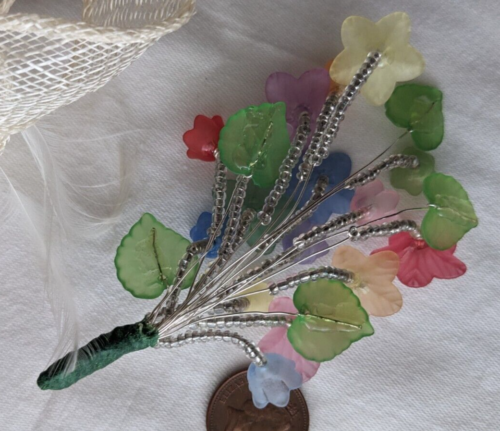 CUSTOMISED FASCINATOR & MATCHING BUTTONHOLE - Picture 9 of 10