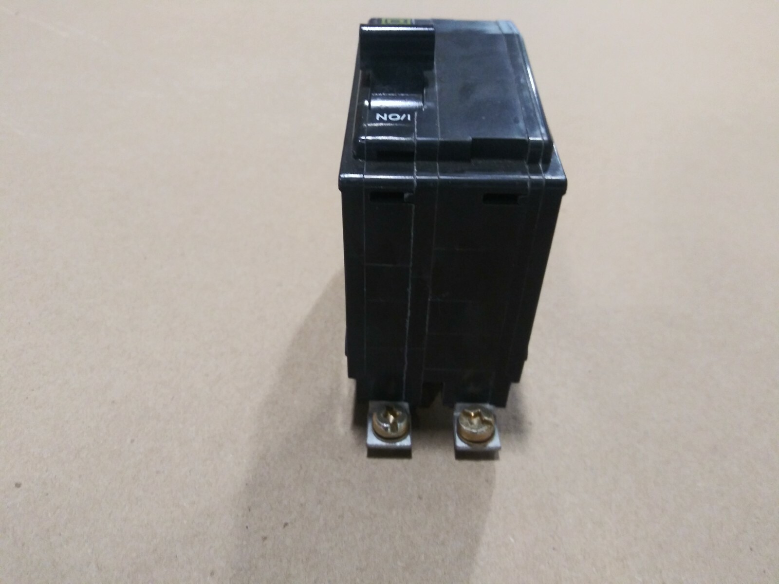 Square D QBA220701 | Interruttore Automatico In Scatola Stampata, 70A