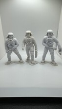 Louis Marx White Plastic 6" Lot of 3 Astronaut Figure Vintage, Moon Landing.