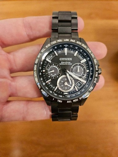 Citizen Eco-Drive Black Titanium Model F900-T021557 Analog Men's Watch Used - Picture 6 of 6