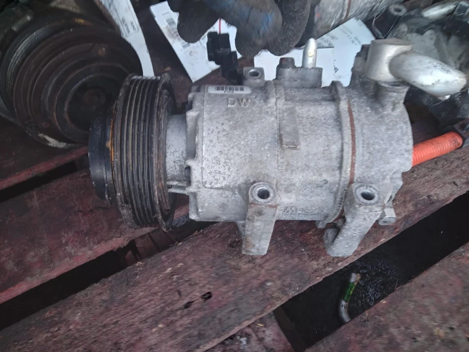 Used A/C Compressor fits: 2015 Hyundai Veloster 1.6 Grade A Foto 3 de 4