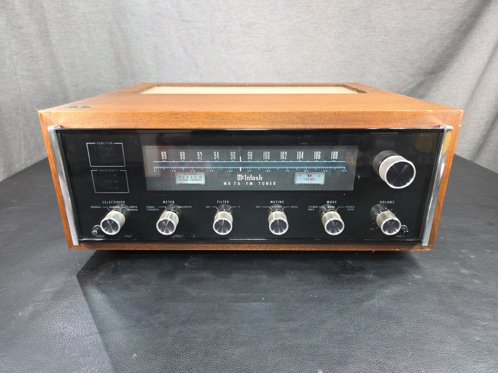 McIntosh MR87 vintage audio equipment - eBay listing photo 4