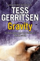 Gravity | Tess Gerritsen | Taschenbuch | Kartoniert / Broschiert | Englisch