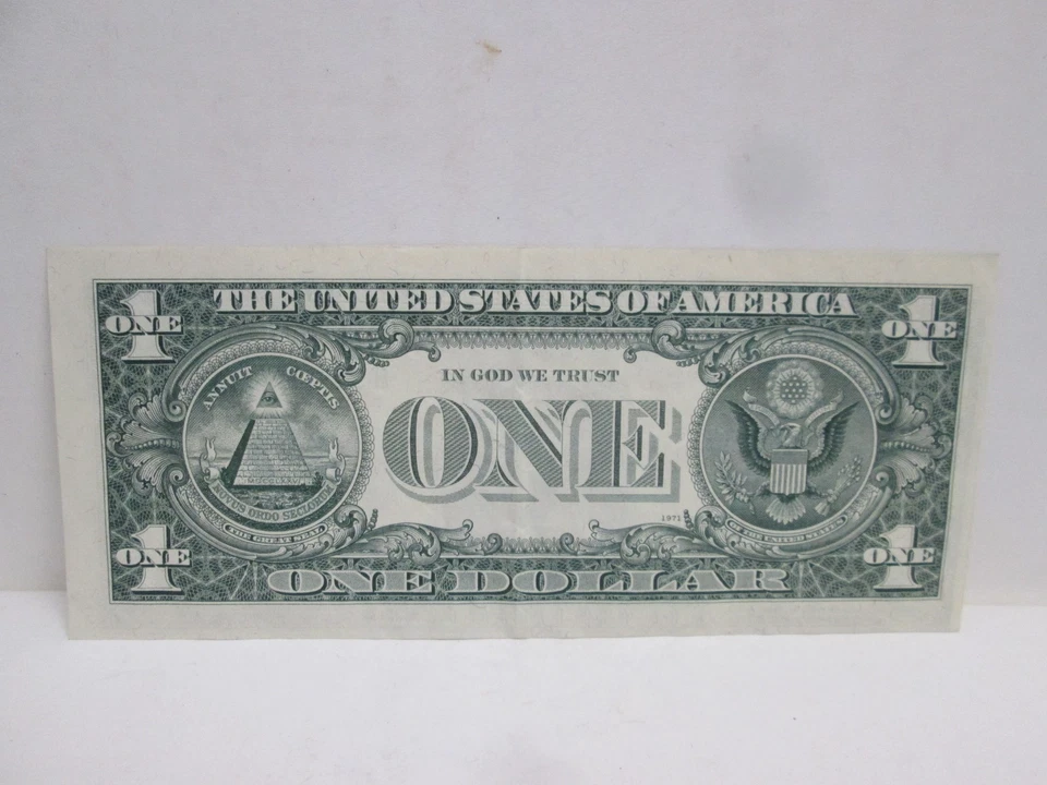 1974 US $1 FEDERAL RESERVE NOTE- ERROR- OFF CENTER - Image 2 of 2