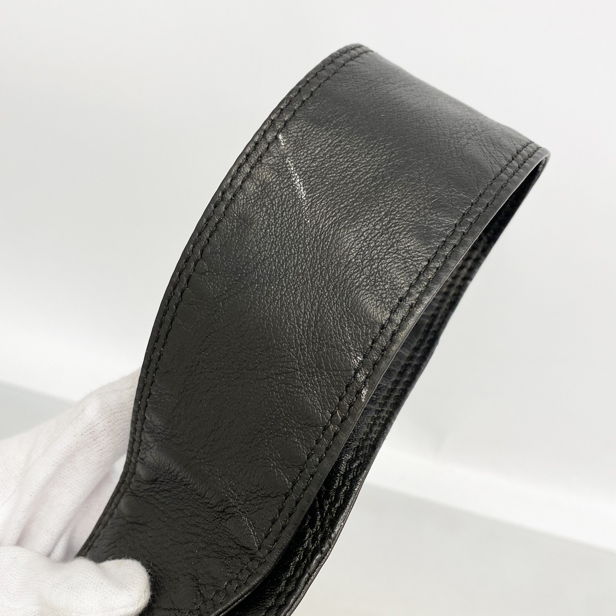 Chanel Shoulder Bag Leather 873986 — image 7