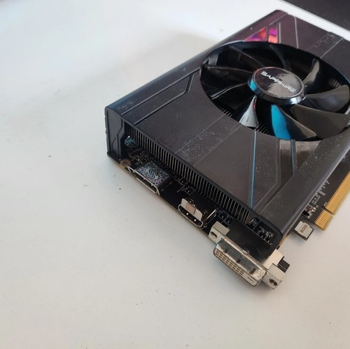 Sapphire RX 570 Pulse 4GB GDDR5 – Boots to BIOS – Needs Driver Fix – Clean - Picture 3 of 6