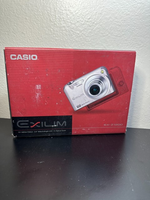 NEW CASIO EXILIM EX-Z1200 Digital Camera silver 12.1MP Optical Zoom NEW CASIO EXILIM EX-Z1200 Digital Camera silver 12.1MP Optical Zoom