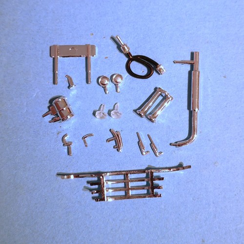 Corgi US52908 Diamond T620 Dropside Truck Chrome Details Pack D2.4 - Picture 2 of 2