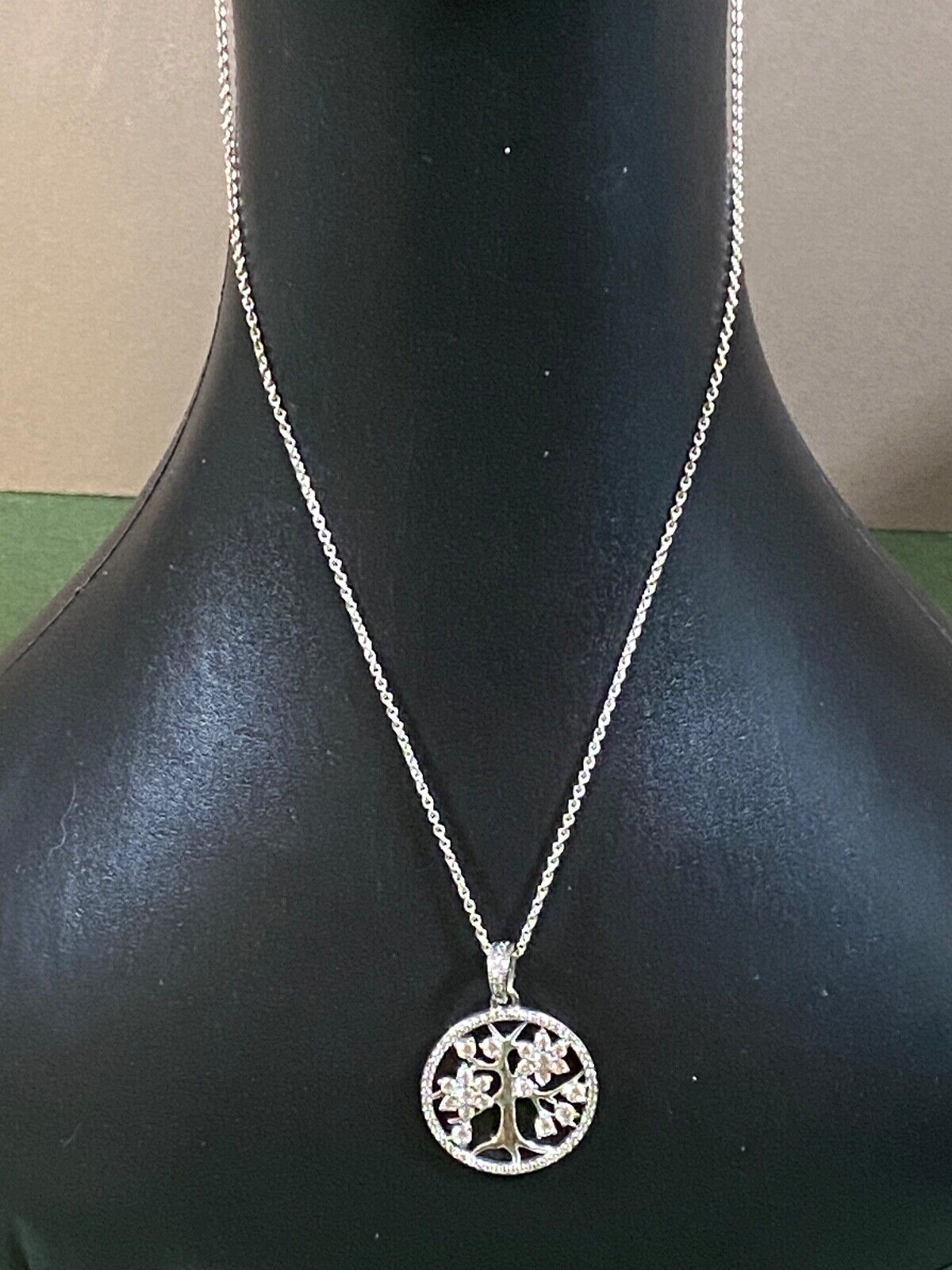 PANDORA Silver Family Tree Necklace 390384CZ 80cm Length on OnBuy-tuongthan.vn