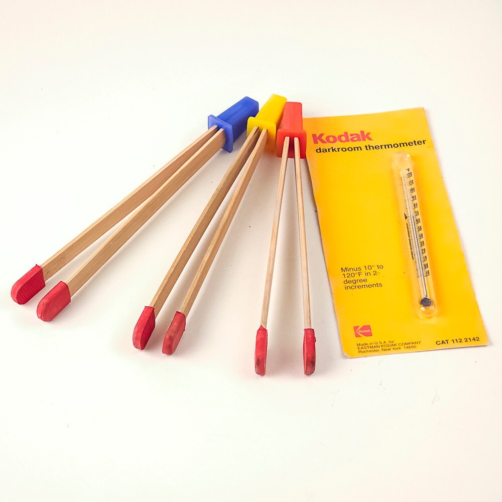 Misc. Darkroom Equip. Kodak darkroom thermometer & 39" darkroom tongs