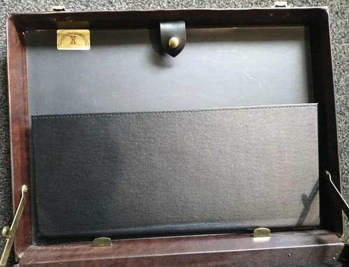 Howe Industries.Inc Sanford FLA 32771 Suitcase - Picture 4 of 6