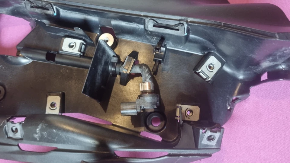 Ducati Panigale 1199 899 1299 Verkleidung Vorne Innenverkleidung Sensor - Bild 2 von 4