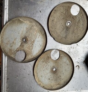 3xOriginal AS Mäher AS 26 AH 8 Rad Antriebsrad Abdeckung Abdeckblech