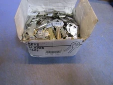 246 – HY-KO Key Blank Nickel Plated Brass 21250KW1. NEW in Box, Box has been ope