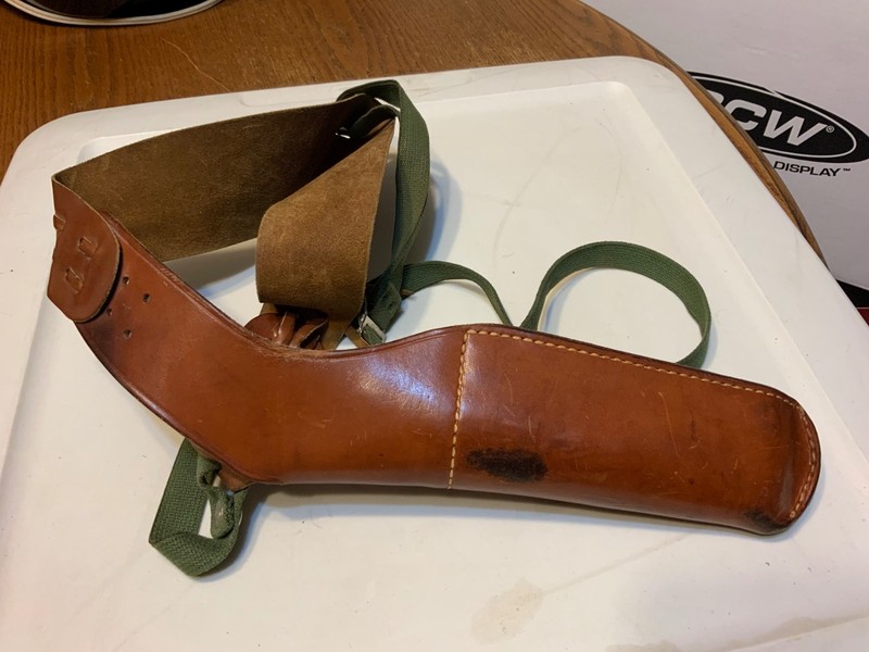 Nice vintage Bianchi x15 medium shoulder holster