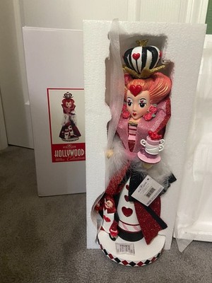 Kurt Adler Alice in Wonderland - Red Heart Queen Nutcracker Hollywood Collection