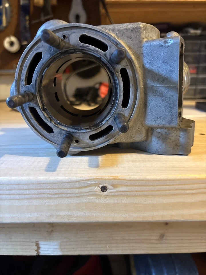 Jarra cilíndrica Athena Yamaha YZ125 Foto 4 de 4