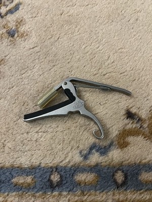 Kyser 06-04 Quick Change Drop 6 String Guitar Capo VTG Silver Black Metal