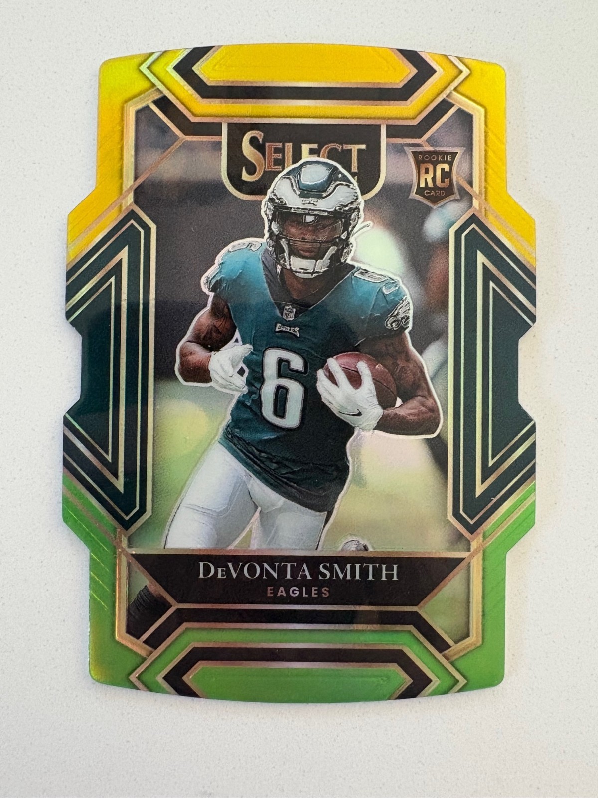 2021 Select Club Level Green & Yellow Prizm Die-Cut DeVonta Smith Rookie RC