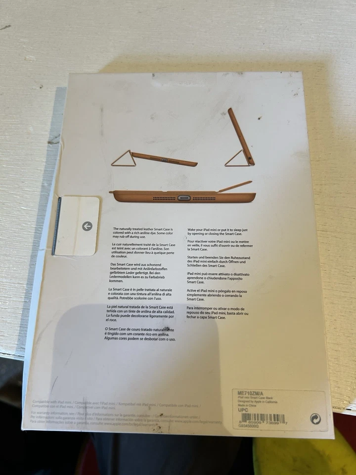 Genuine Apple iPad Mini Smart Case. 7.9". Black Leather. (Damaged packaging) - Image 2 of 2