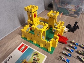 Vintage Lego Castle Set 375 Yellow Castle complete in original box 1978 RARE!