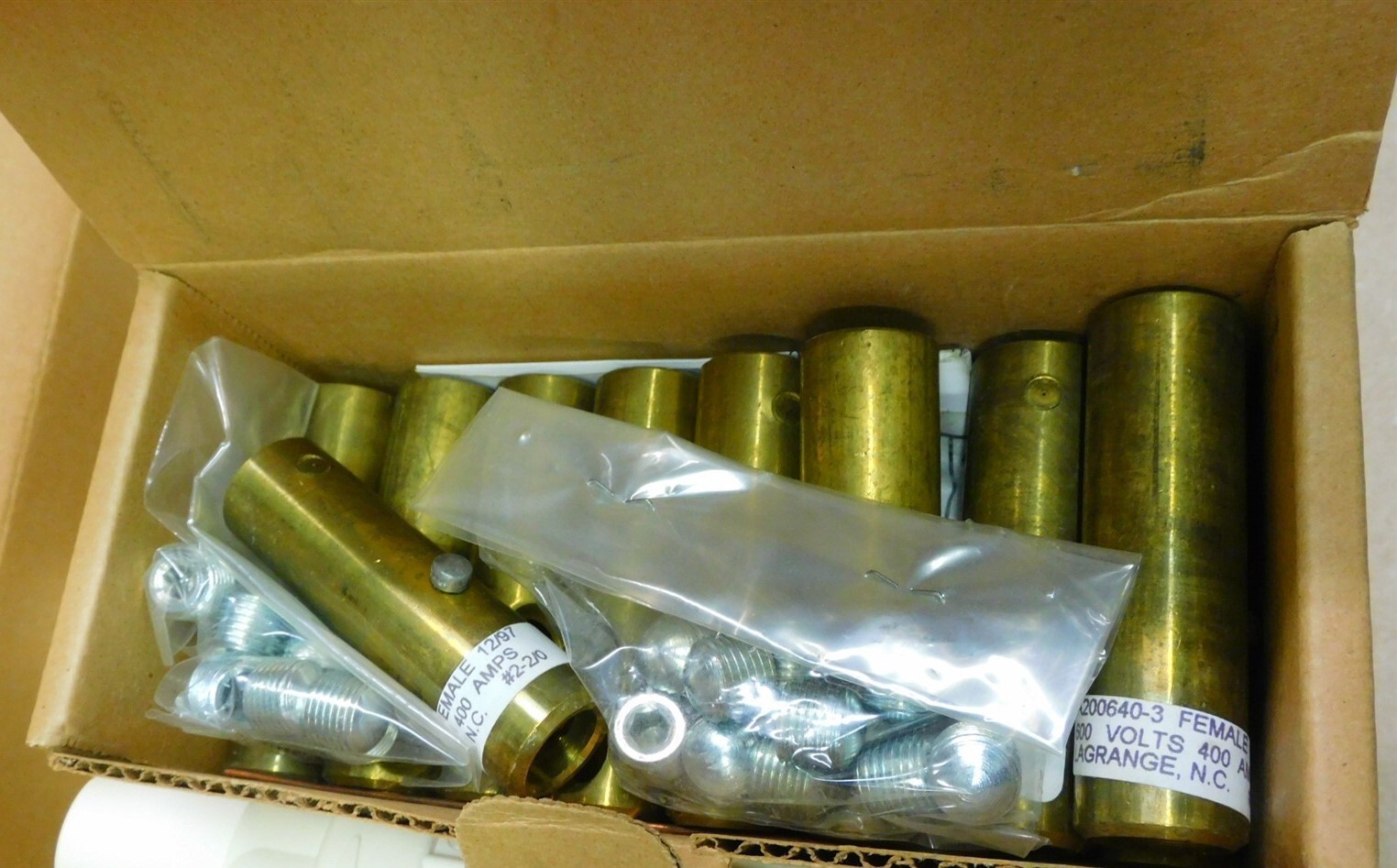 Crouse Hinds Cam Lok Connector A2006403 FEMALE 400 AMP 600 Volt 10pcs