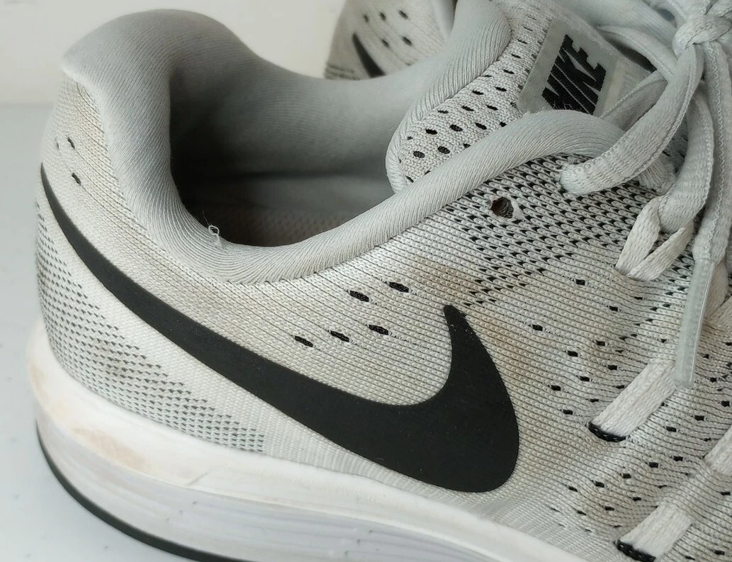 sarcoma gobierno Margarita Nike Air Zoom Vomero 11 Womens Size 8.5 Running Shoes White/Light  Gray/Black | eBay