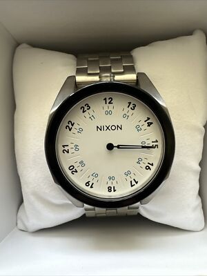Nixon Ranger A506-P Orologio Uomo: Acciaio Inox, Quadrante Con Numeri Arabi E Datario