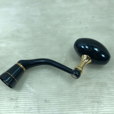 DAIWA Saltiga 20000-H Spinning Reel 20 Model No Spool w/ Case