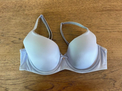 Victoria's Secret Crescent Blue 36DDD Body By Victoria Lightly Lined Demi Bra