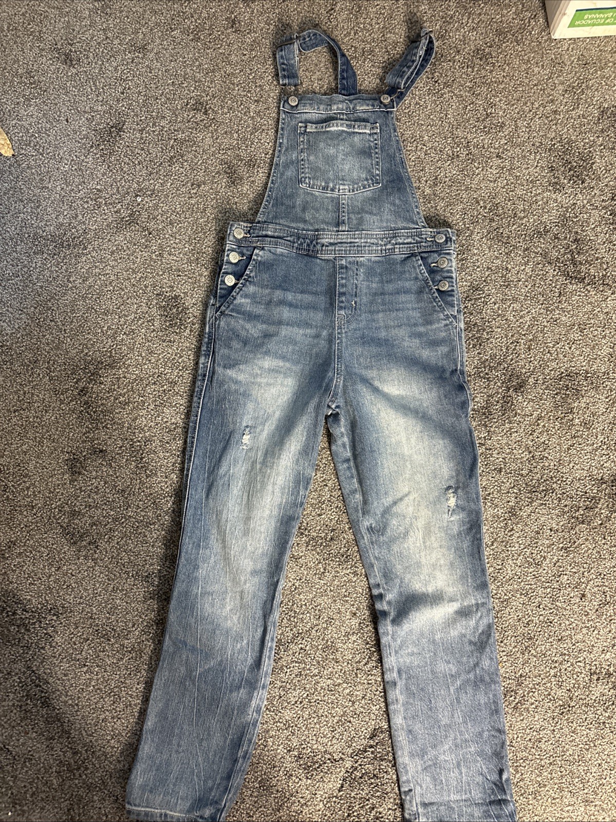 Picture 1 of 4