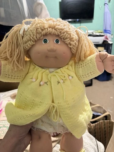 1984 Vintage Cabbage Patch Xavier Robert’s Signature Light Brown Hair Doll