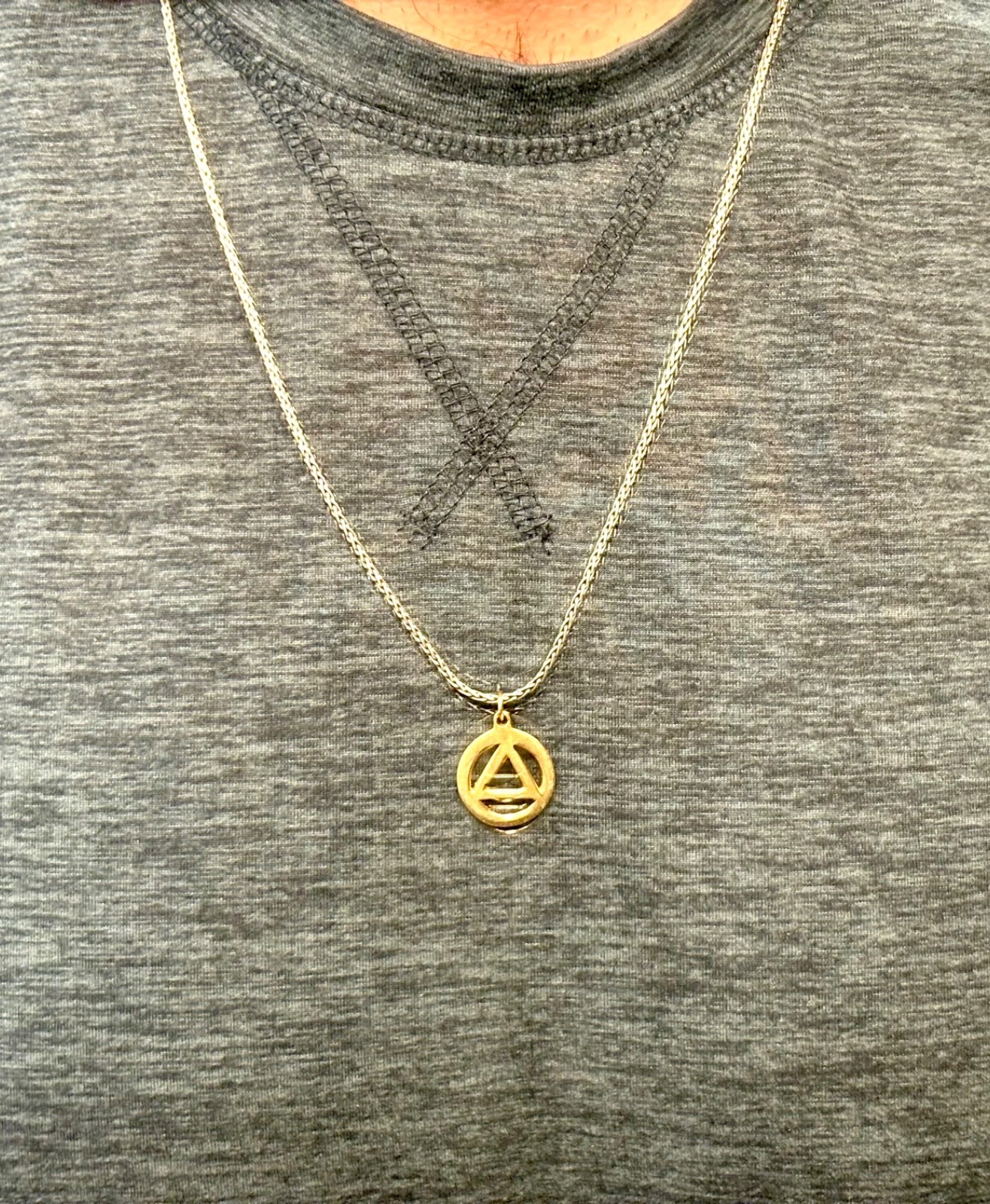 14k Solid Gold Alcoholics Anonymous circle triang… - image 5
