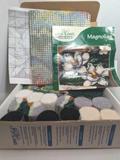 J  P Coats Magnolias Latch Hook Kit Open Box Complete