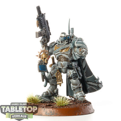 Space Marines - Captain in Phobos Armour - bemalt