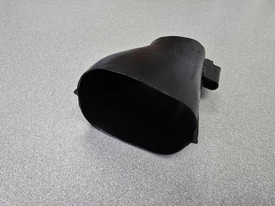 USED ORIGINAL GENUINE PORSCHE 356B 356C 356SC REAR BUMPER EXHAUST FUNNEL #7 - Image 4 of 4